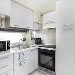 Sea & Oldtown View Apartment
