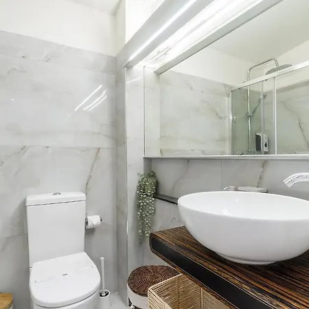 Sea & Oldtown View דירה